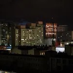 Parrot - 77 Apartments Wigury Street